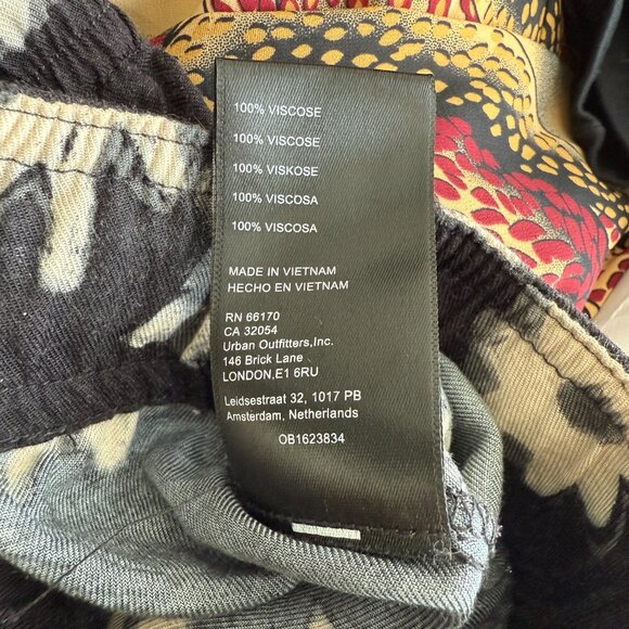 Urban Outfitters Floral Cargo Lounge Pants - Black, M - Picture 7 of 7